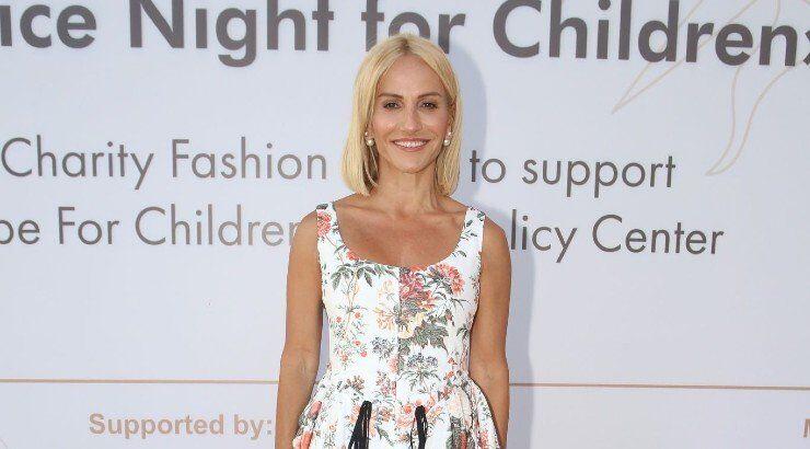 Έμιλυ Γιολίτη: Με την κόρη της σε φιλανθρωπικό fashion show [εικόνα]