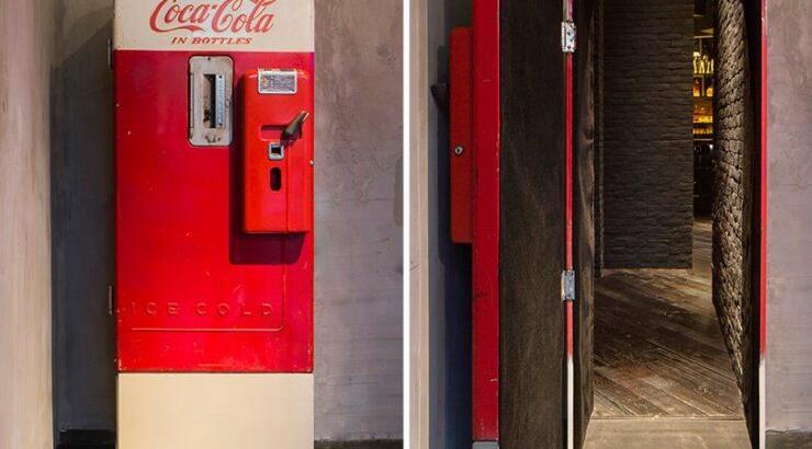 Ένα μπαρ πίσω από τη μηχανή