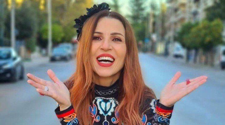 Η Ευρυδίκη μας συστήνει τη γοητευτική μαμά της [εικόνες]