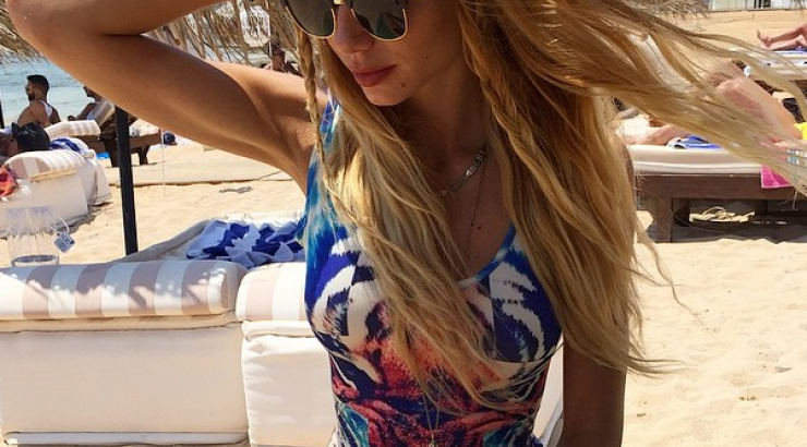 Έβελυν Καζαντζόγλου: Διακοπές στην Βενεζουέλα με τον μπαμπά της!