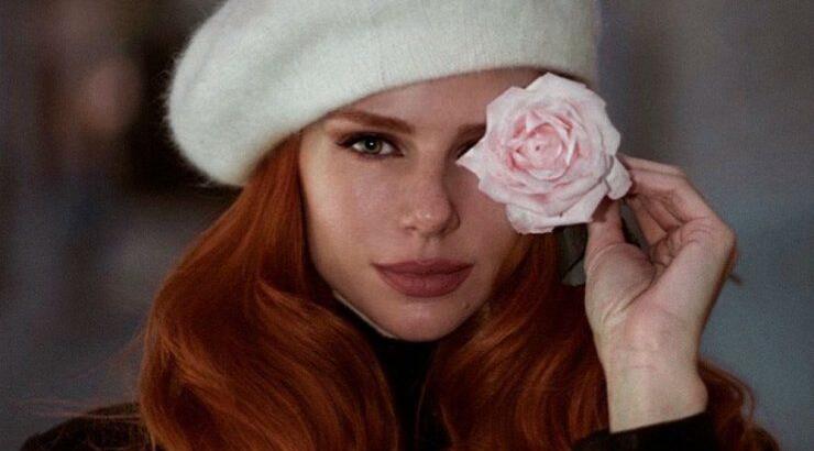 Η Έβελυν Καζαντζόγλου αποκαλύπτει τη make-up routine της! 