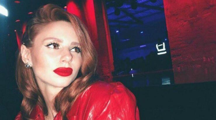 Όταν ο σύντροφος της Έβελυν Καζαντζόγλου αποκάλυψε τη σχέση τους και δεν το είχαμε καταλάβει