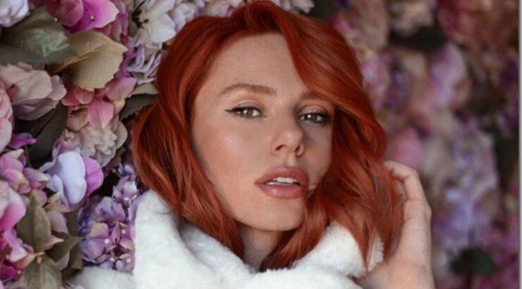 Έβελυν Καζαντζόγλου: Απέδειξε με τρία looks της ποσό chic είναι το κουστούμι 