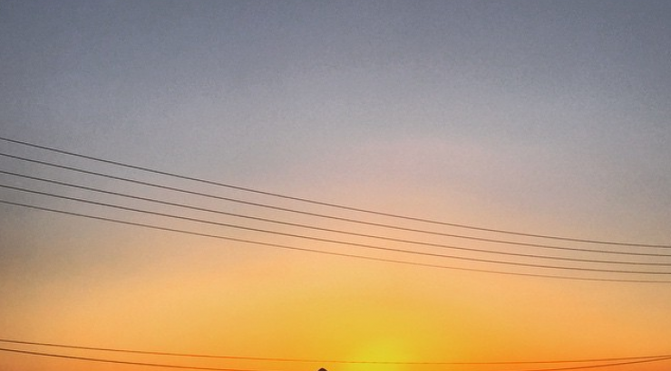 Ποια επώνυμη Κύπρια απολαμβάνει αυτή τη θέα;