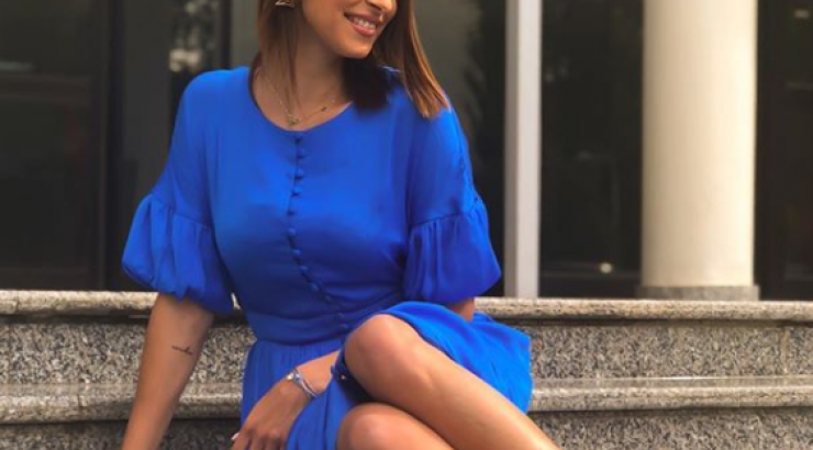 Κωνσταντίνα Ευριπίδου: Έκανε ηλιοθεραπεία στη βεράντα της λίγο πριν πάει στη δουλειά! [εικόνα]