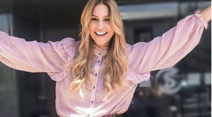 Κωνσταντίνα Ευριπίδου: Φόρεσε μια πολύ στιλάτη και οικονομική δερμάτινη φούστα  