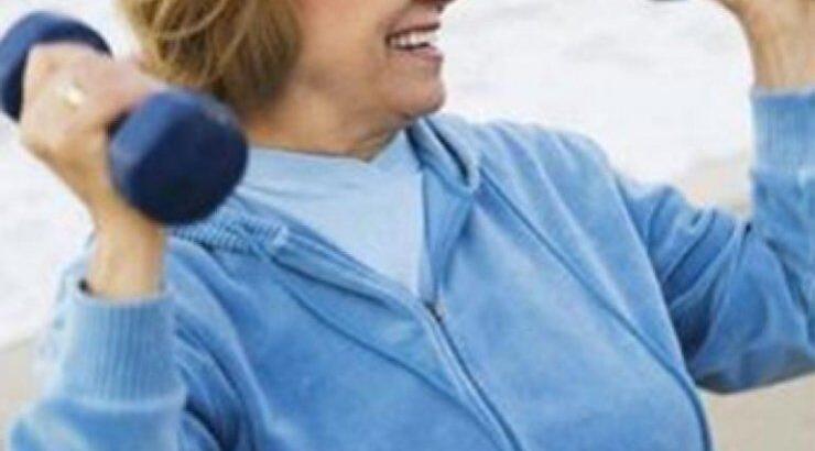 Εμμηνόπαυση: Περάστε τη με άσκηση 