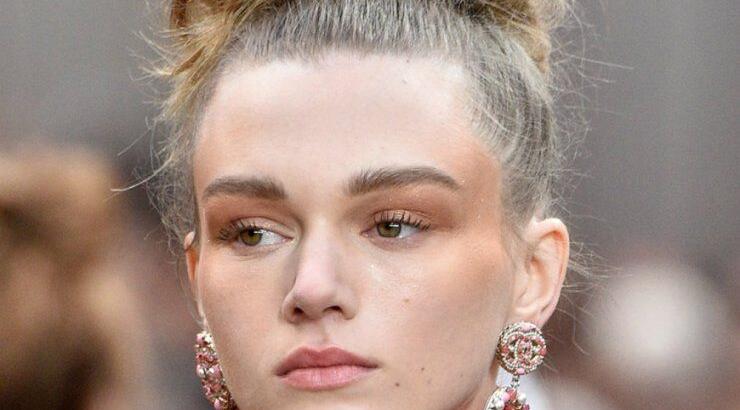 Μια παλέτα σκιών σου προσφέρει αισθησιακά και σαγηνευτικά μακιγιάζ ματιών