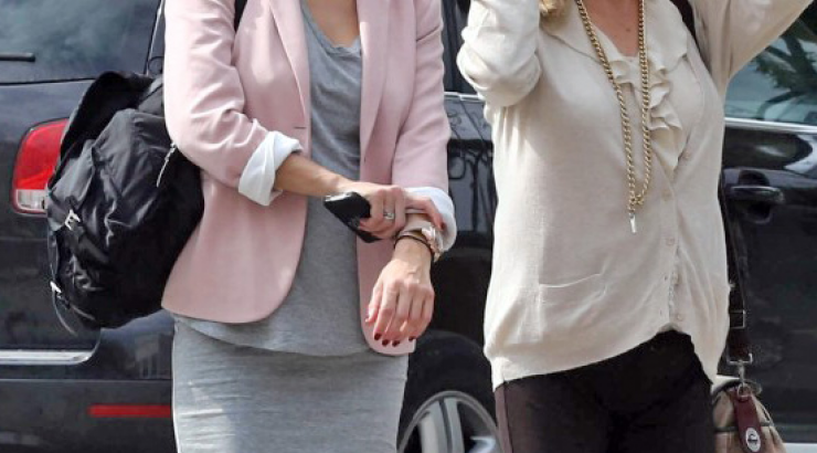 Η αγωνία της Φαίης Σκορδά για τη μητέρα της!