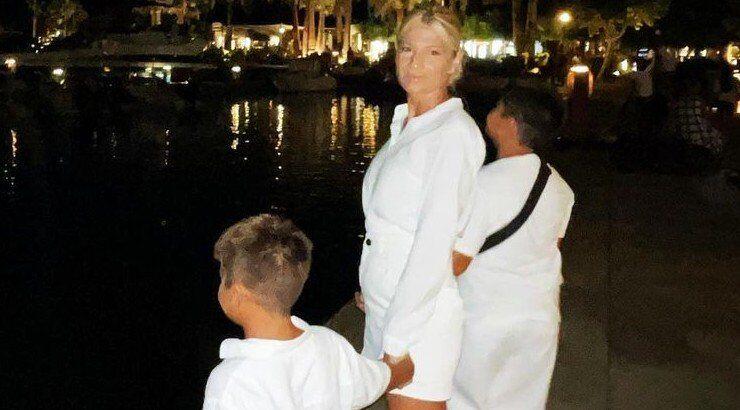 Φαίη Σκορδά: Ο απολαυστικός διάλογος με τον γιο της στο αυτοκίνητο! [βίντεο]