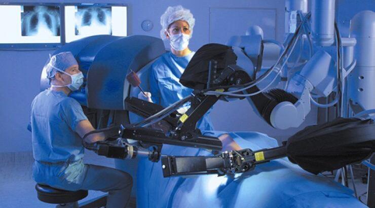 Ρομποτική Υστερεκτομή: Μία στις τρεις 60χρονες αφαιρεί τη μήτρα της