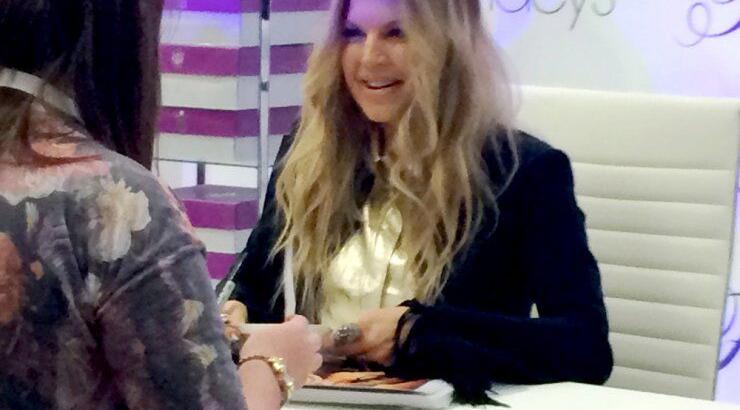 Από τραγουδίστρια τώρα και σχεδιάστρια παπουτσιών 