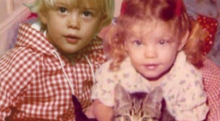 Αυτά τα όμορφα παιδάκια μεγάλωσαν, έγιναν stars, παντρεύτηκαν και τώρα περιμένουν παιδί