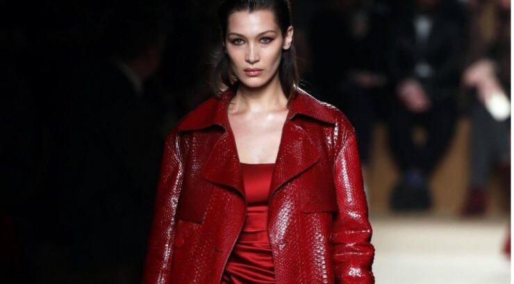 Επέλεξε το κόκκινο για ξεχωριστές χριστουγεννιάτικες εμφανίσεις!