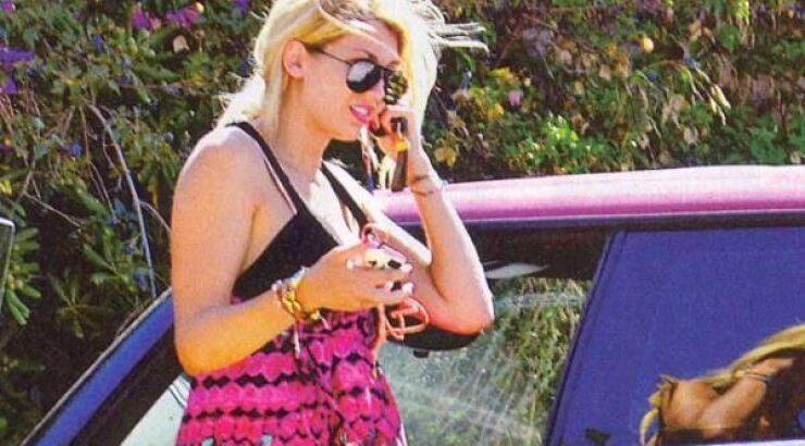 Κωνσταντίνα Σπυροπούλου: Πάει στην παραλία!