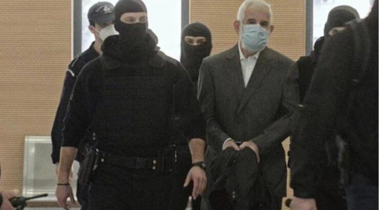 Έφθασε στο δικαστήριο ο Πέτρος Φιλιππίδης - Η πρώτη του εμφάνιση μετά από μήνες [βίντεο]