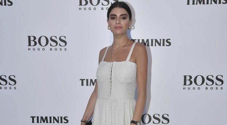 Ζωή Σοφοκλέους: Εντυπωσίασε με το outfit της και το στυλ της