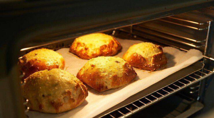 Οι φλαούνες του μισάωρου και άλλες ιστορίες για επίδοξους σεφ!