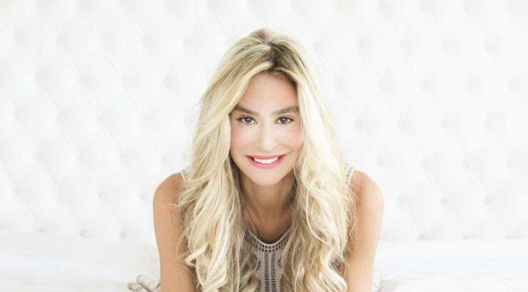 Φλώρα Σάρδαλου: Η έκπληξη στο live του "Dansing 5" που τη συγκίνησε!