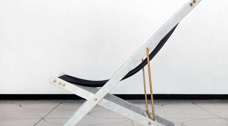 Αναπαυτική καρέκλα από μάρμαρο!