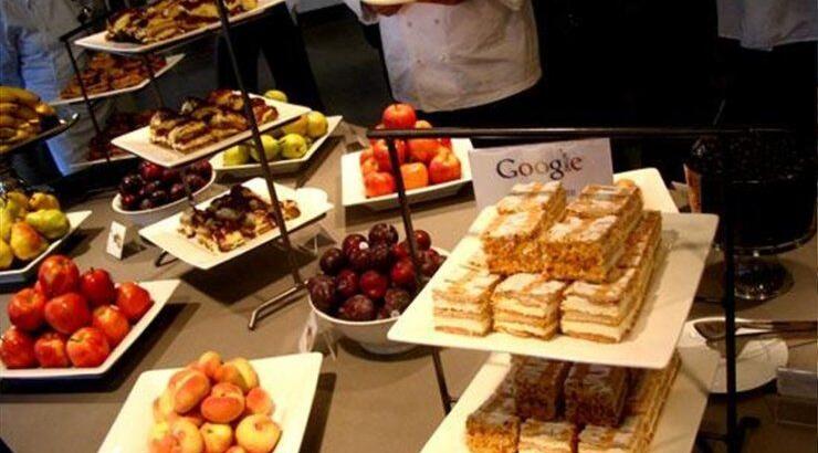 Google: Πόσα δίνει για να ταΐζει το προσωπικό της