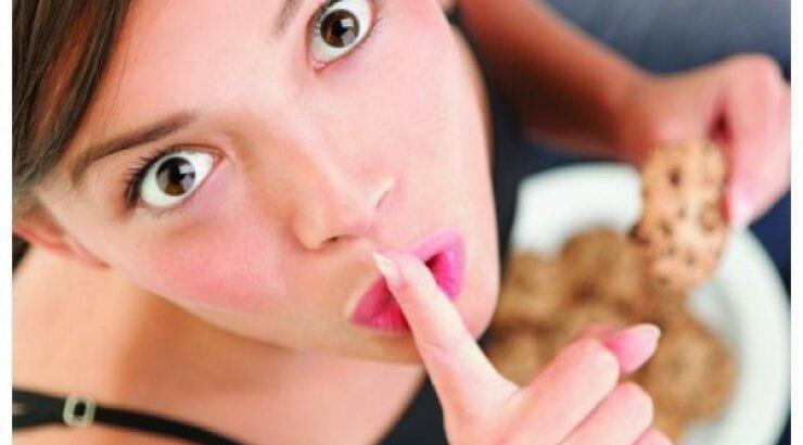 Πώς να σταματήσετε να τρώτε συνέχεια