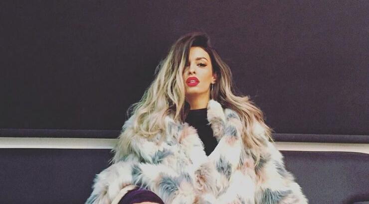 Ελένη Φουρέιρα: Ξέρεις πόσο ζυγίζει η τραγουδίστρια;