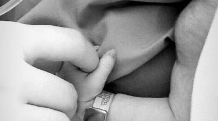 Γνωστός Έλληνας έγινε πατέρας για πρώτη φορά!