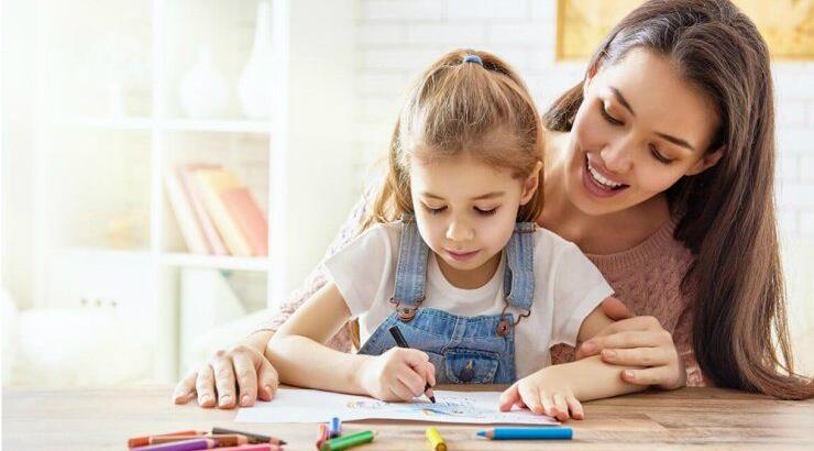 Τι ρόλο παίζει o τόνος της φωνής στην επικοινωνία με τα παιδιά