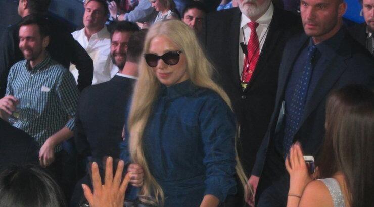 Lady Gaga: Στο πλευρό της Britney Spears