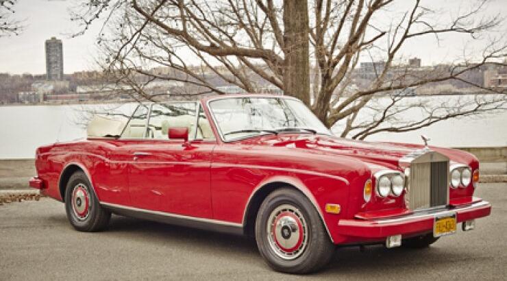 Αυτό είναι το αυτοκίνητο της Lady Gaga που πουλιέται [εικόνες]