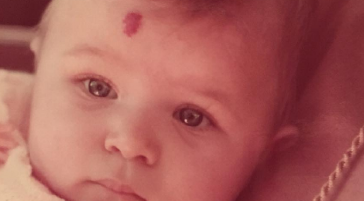 Ποιο πρόσωπο της κυπριακής τηλεόρασης είναι το κοριτσάκι στη φωτογραφία;