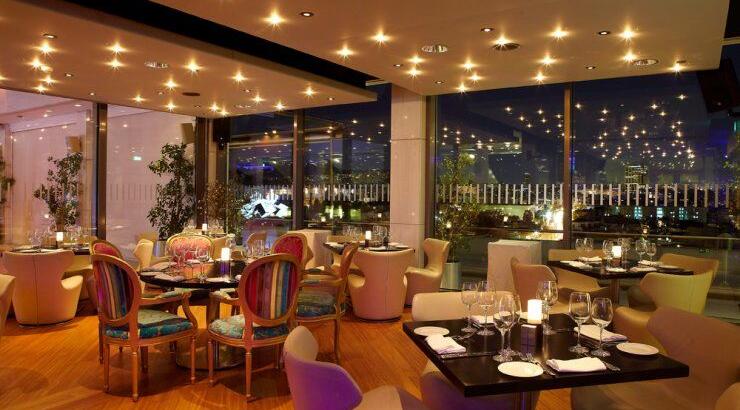 Ρεβεγιόν με θέα Αθήνα!