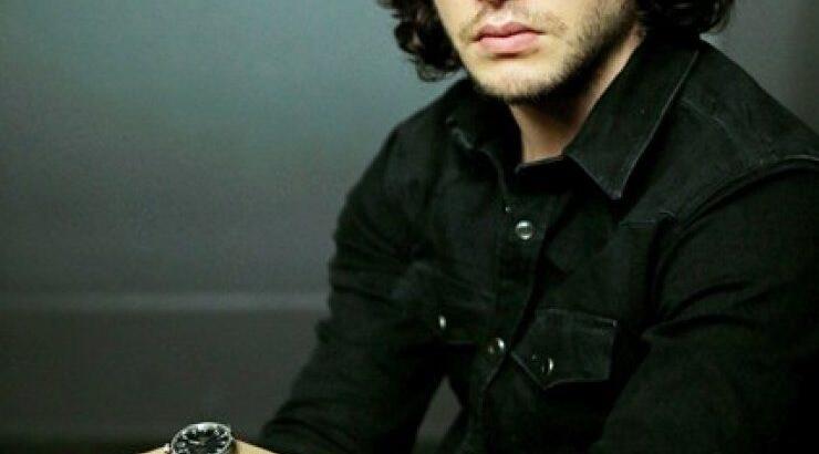 Ποιος ηθοποιός κάθισε στο θρόνο του Jimmy Choo;