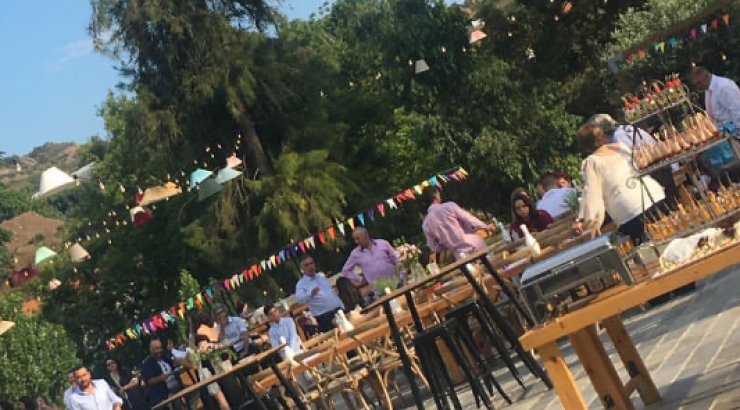 Κύπριοι ηθοποιοί ανέβηκαν τα σκαλιά της εκκλησίας! [εικόνες & βίντεο]