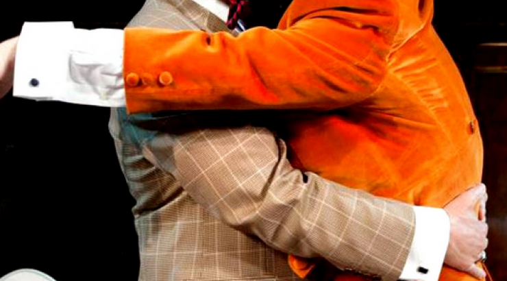 Αυτό είναι το νέο gay ζευγάρι στην ελληνική τηλεόραση!