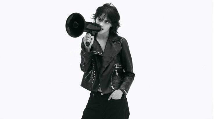 Ανακάλυψε το νέο fougere άρωμα με λουλουδένιες νότες και απαλούς τόνους αμυγδάλου