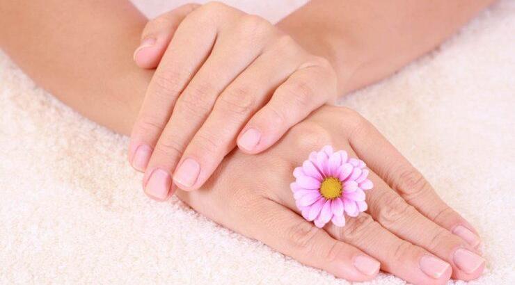 8 μυστικά για πιο γερά νύχια!