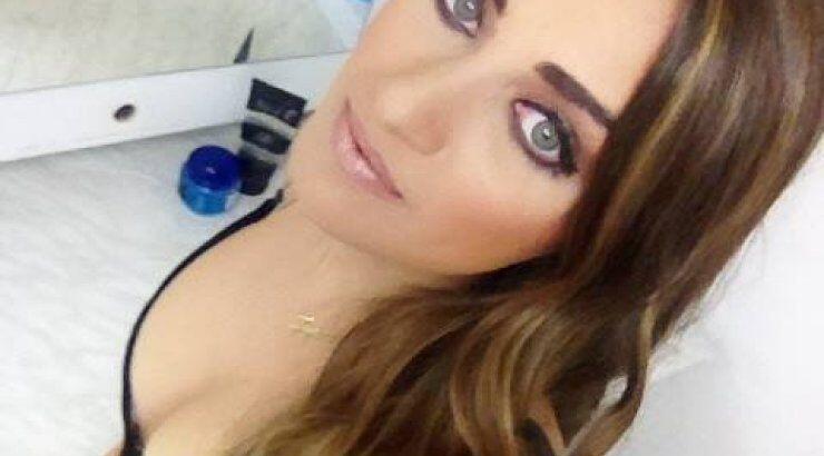 Tζώρτζια Παναγή: Έκανε πανικό στην παραλία με το μαύρο brazilian μαγιό της