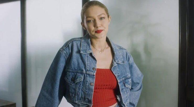 Η Gigi Hadid σου δείχνει πως μπορείς να συνδυάσεις το χρώμα της σεζόν