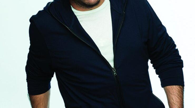 Γιώργος Θεοφάνους: Δεν θα πιστεύετε με πόσες γυναίκες έχει βρεθεί ερωτικά