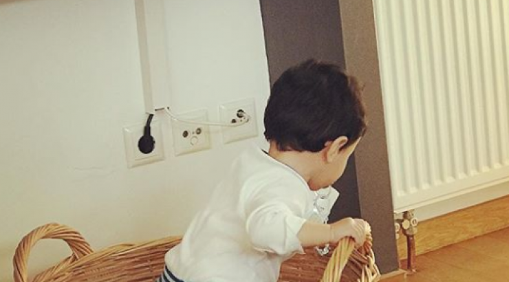 Ώρες αγωνίας για ζευγάρι της ελληνικής showbiz – Ο τραυματισμός του γιου τους!