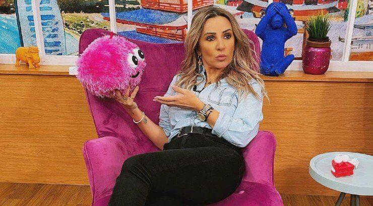 Το “ατύχημα” της Γιώτας Δαμιανού που αποκάλυψε στον αέρα! [βίντεο]