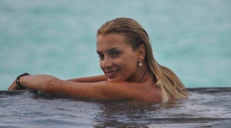 Η Γιώτα Παπαδοπούλου έχει γενέθλια και οι τρεις κόρες της μας συγκίνησαν με τις ευχές τους!