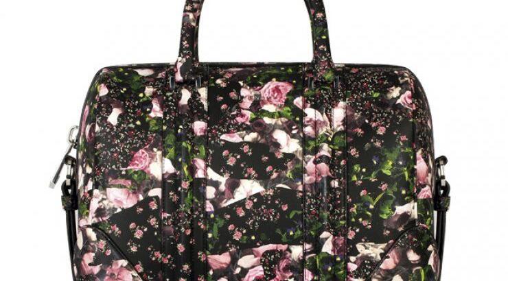 Οι νέες τσάντες Givenchy... ανθίζουν 