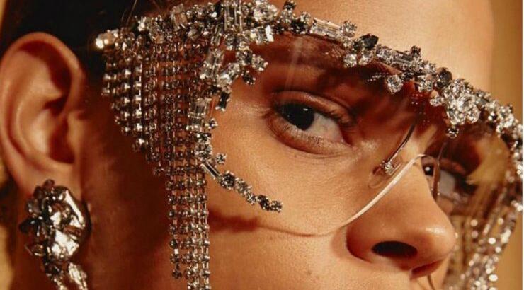 Givenchy: Kυκλοφόρησε τα πιο statement γυαλιά ηλίου