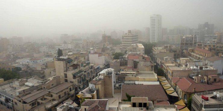 Πυκνή ομίχλη - Περιορισμένη ορατότητα στους δρόμους 