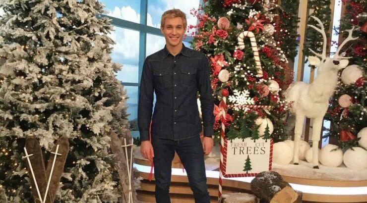 Ο Έντουαρντ απάντησε στις φήμες που τον ήθελαν ζευγάρι με τη Ρασέλ! [βίντεο]