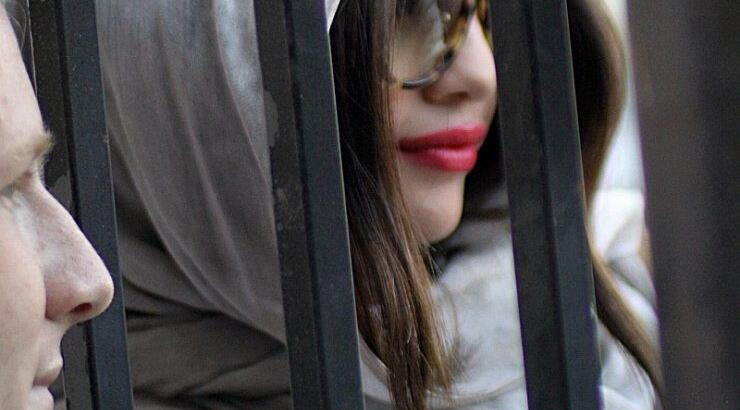 Selena Gomez: Πίσω από της φυλακής τα σίδερα!