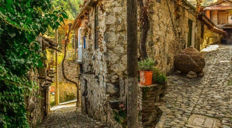 Πέντε προορισμοί για φθινοπωρινές εξορμήσεις στην Κύπρο για την αργία της 1ης Οκτωβρίου